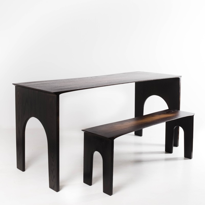 <a href=https://www.galeriegosserez.com/artistes/cober-lukas.html>Lukas Cober</a> - Kuro - table